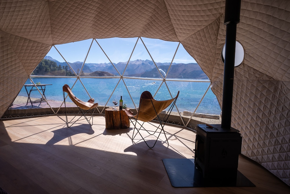 Panoramic Room