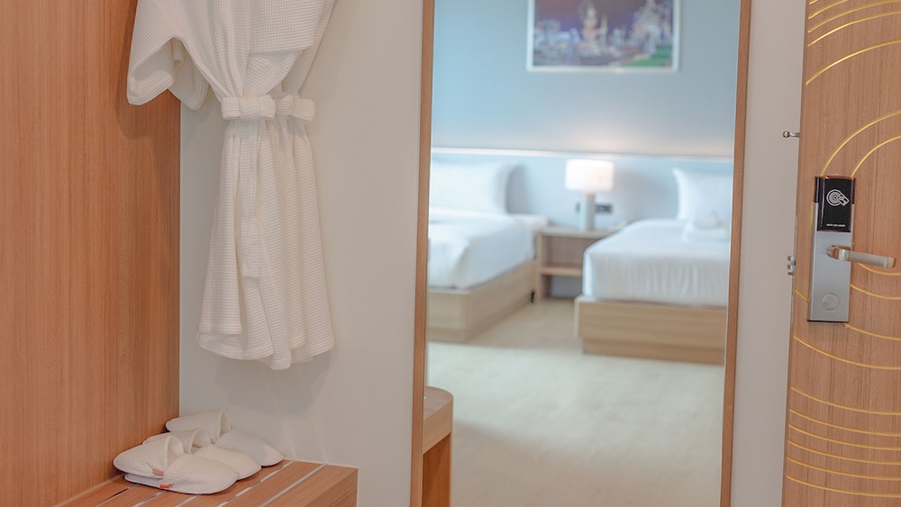 Family Suite Room - Photo 2