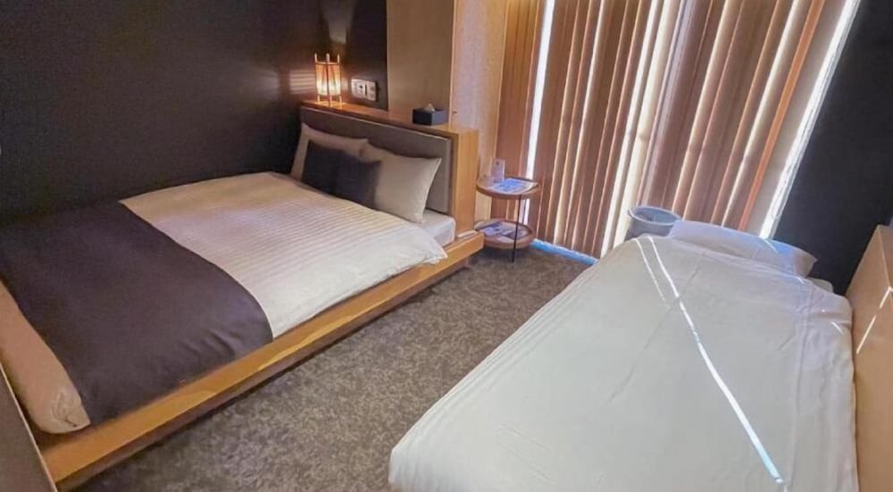Basic Double Room photo 3