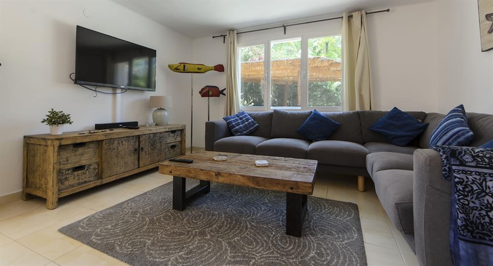 Villa, Accesible