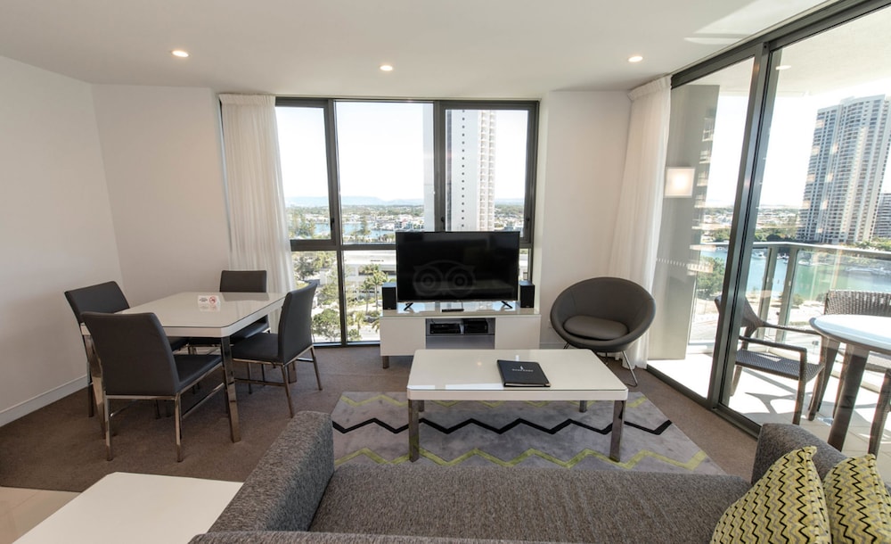 1 Bedroom Apartment photo 2