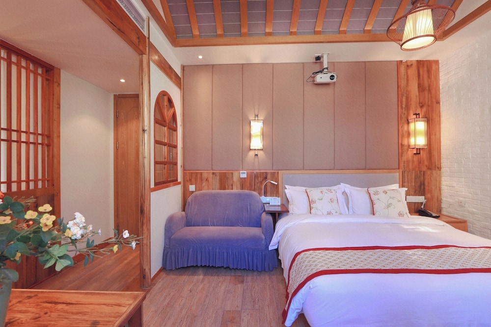 Comfort Double Room, City View photo 1