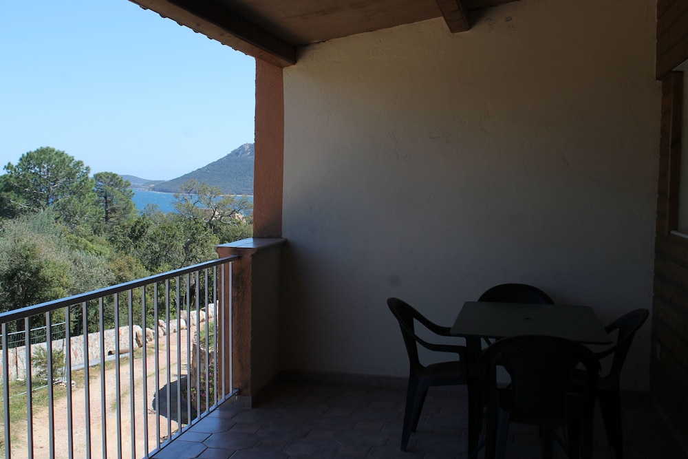 Apartment, 2 Bedrooms, Non Smoking, Sea View photo 3