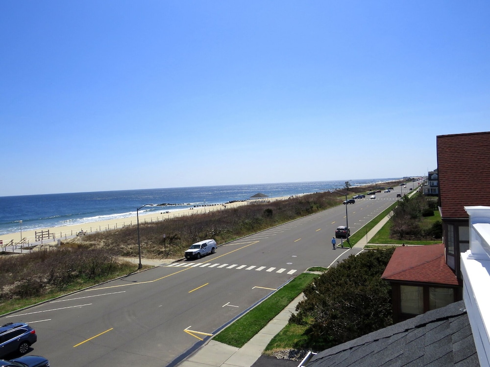 The Ocean Balcony Suite, Panoramic Suite, Multiple Beds, Balcony, Ocean View photo 2