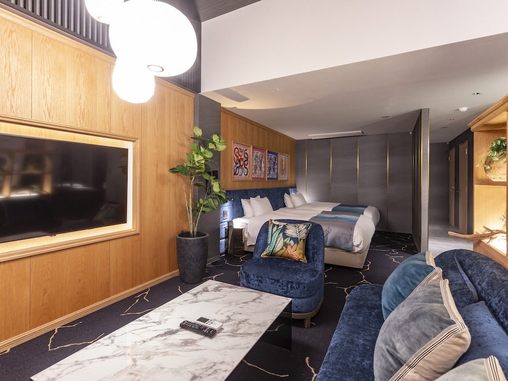 Deluxe Twin Room, Non Smoking - Photo 1