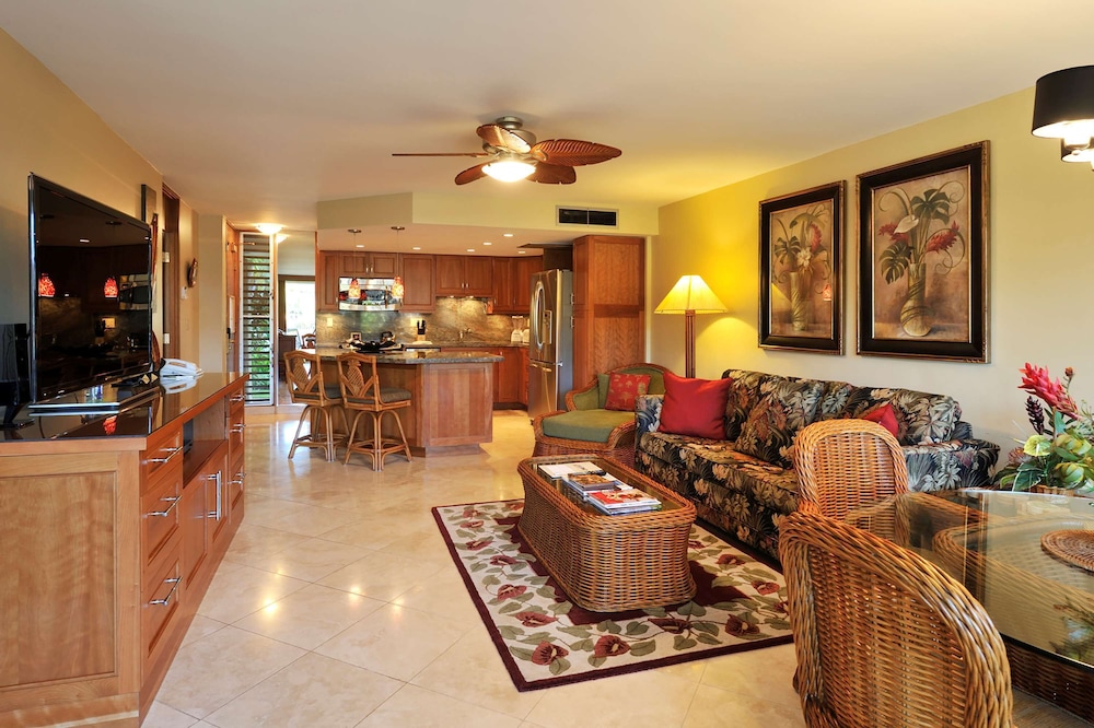 Suite (1 Bedroom Oceanside) - Photo 1