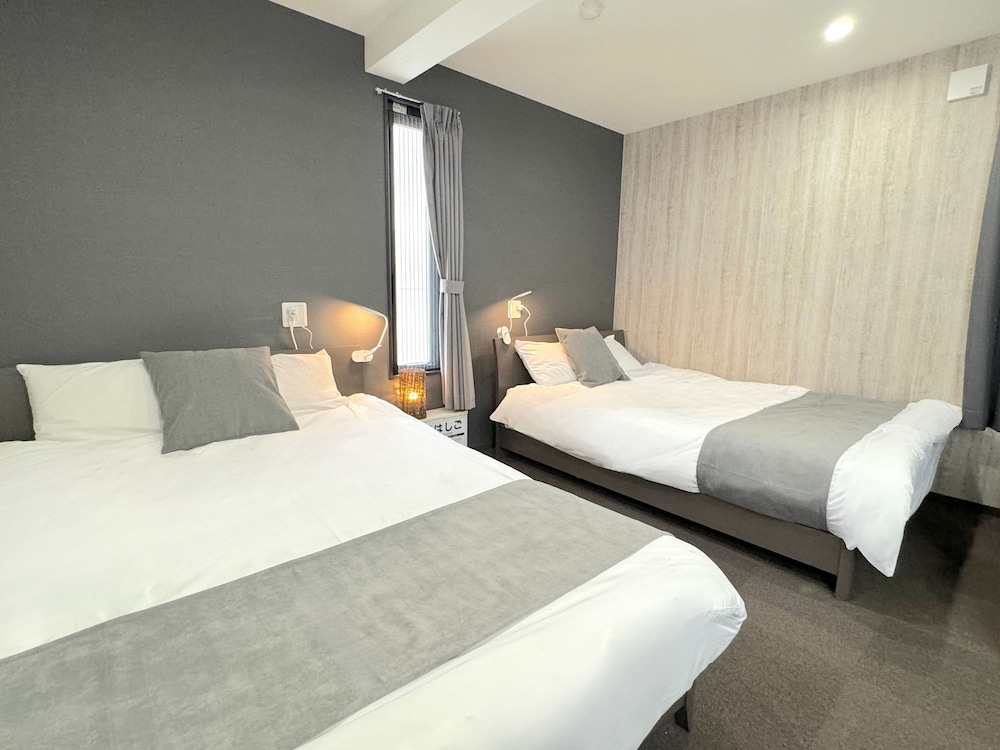 [Max 4 guest] 1R 30sqm 3beds, 5 min to nearby station (Shinjuku East 201) photo 3