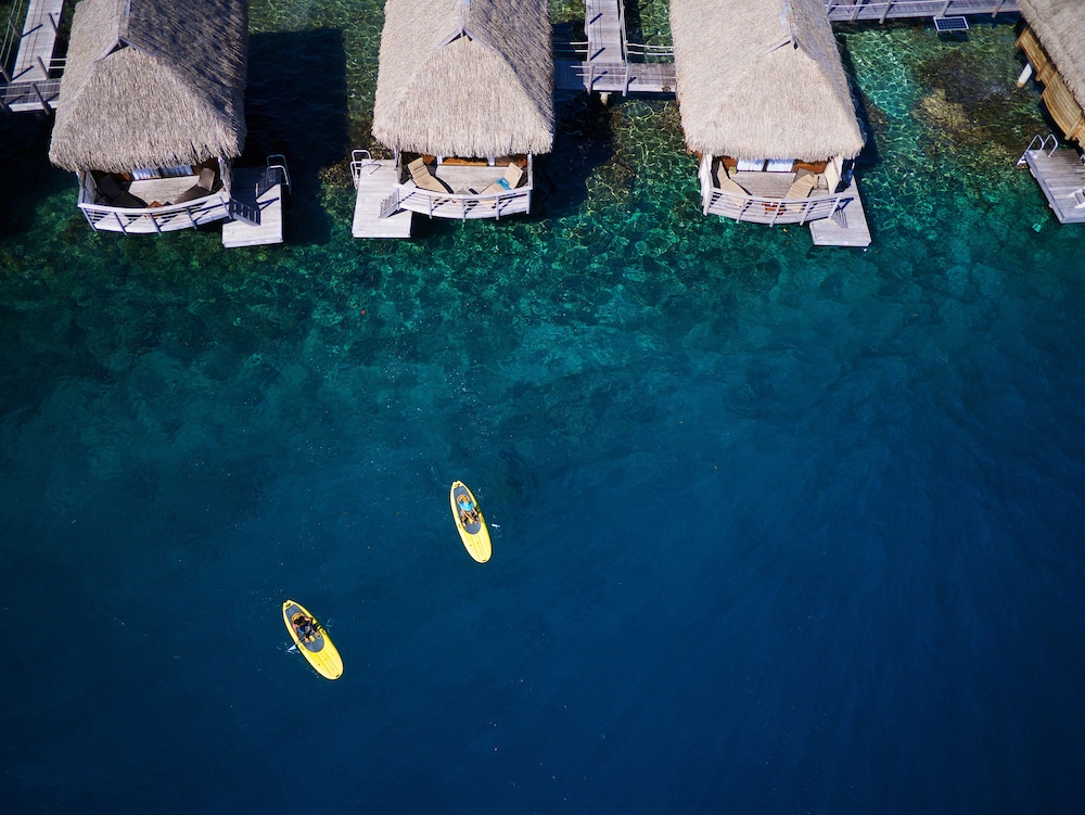 Premium Overwater Bungalow - Photo 6