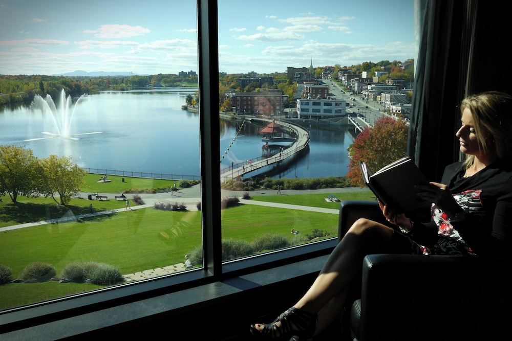 Prestige Penthouse Suite - Photo 12