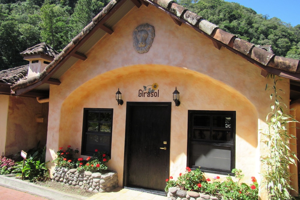 Pueblo Bungalow - Photo 7