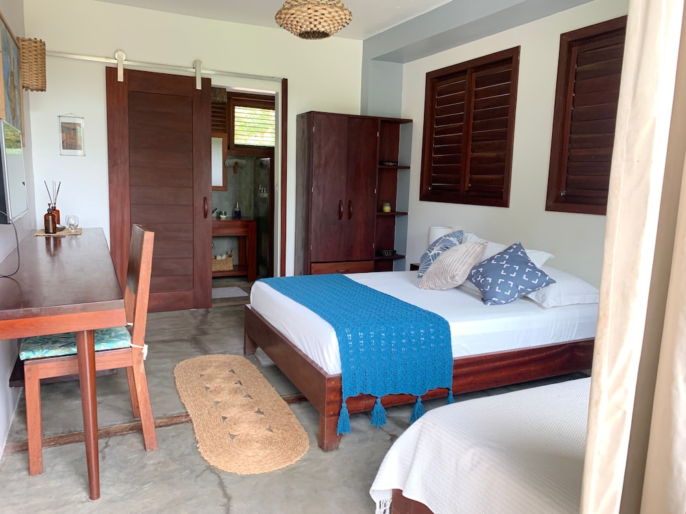 Deluxe Suite - Photo 2