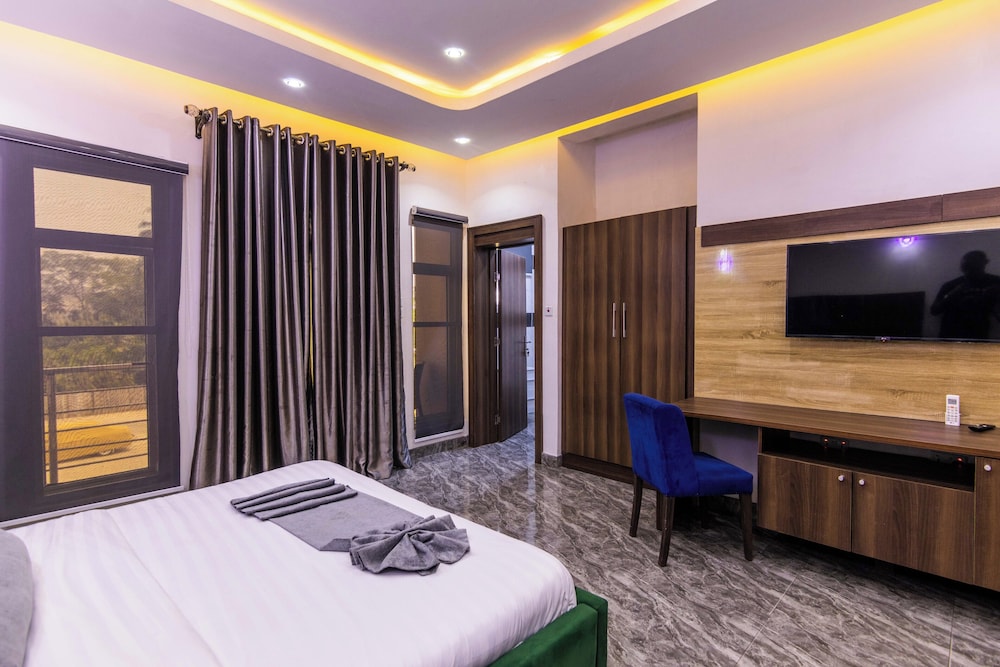 Executive Room photo 3