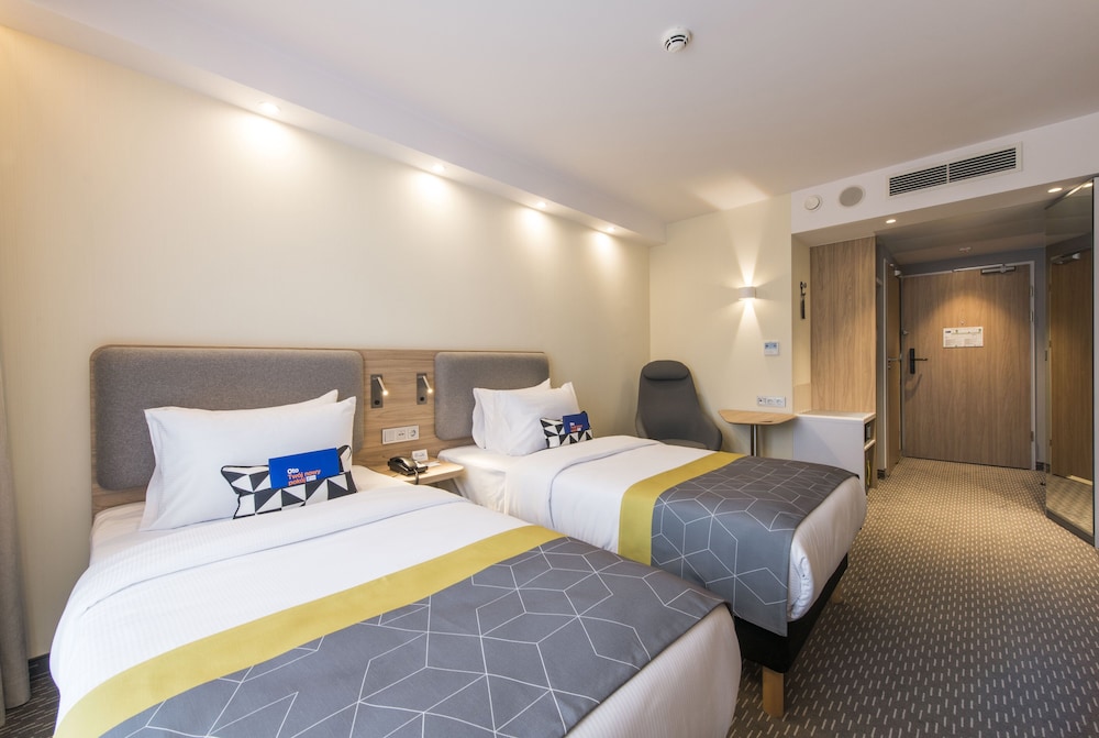 Standard Room (Free Breakfast) - Photo 6