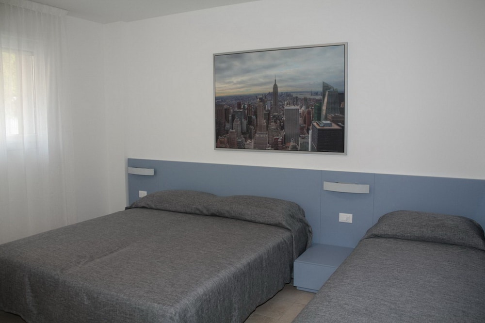 Apartment, 2 Bedrooms, Ground Floor (C7) photo 1