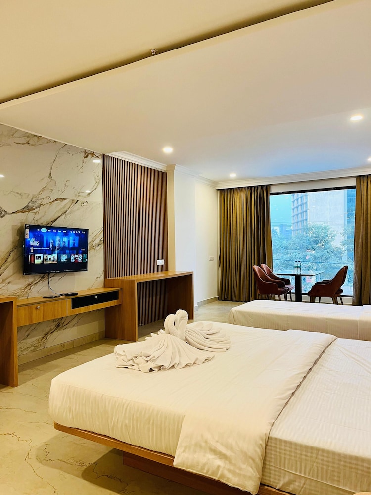 Presidential Suite, City View