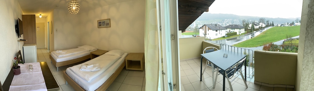 Standard Double Room, Non Smoking, Mountain View