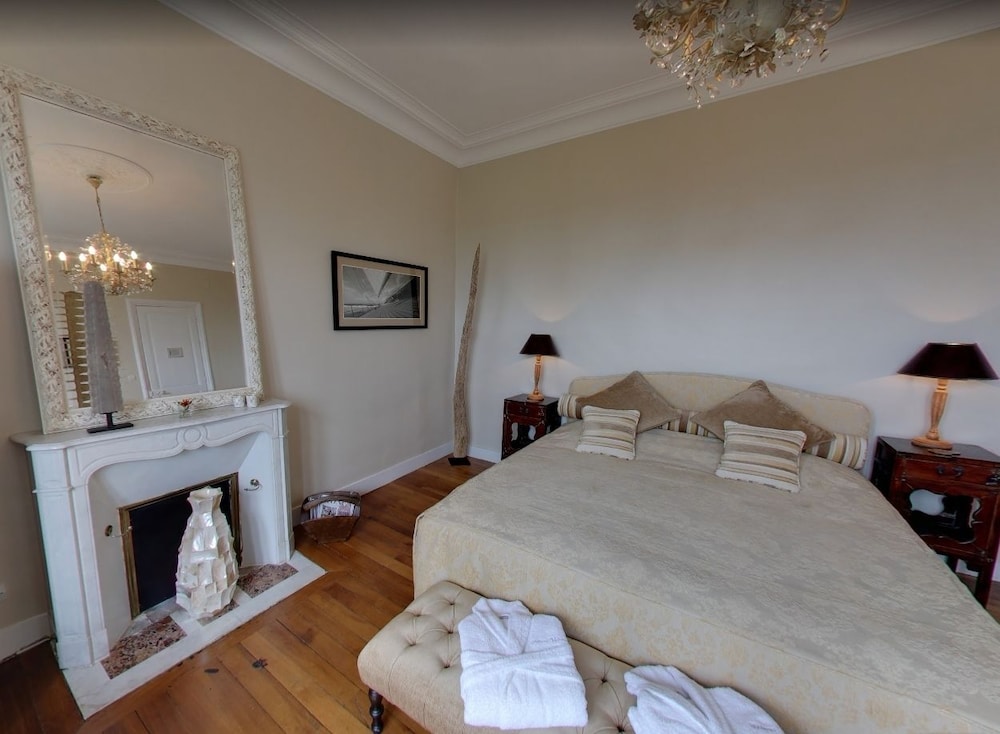 Luxury Suite (Emotion) photo 3