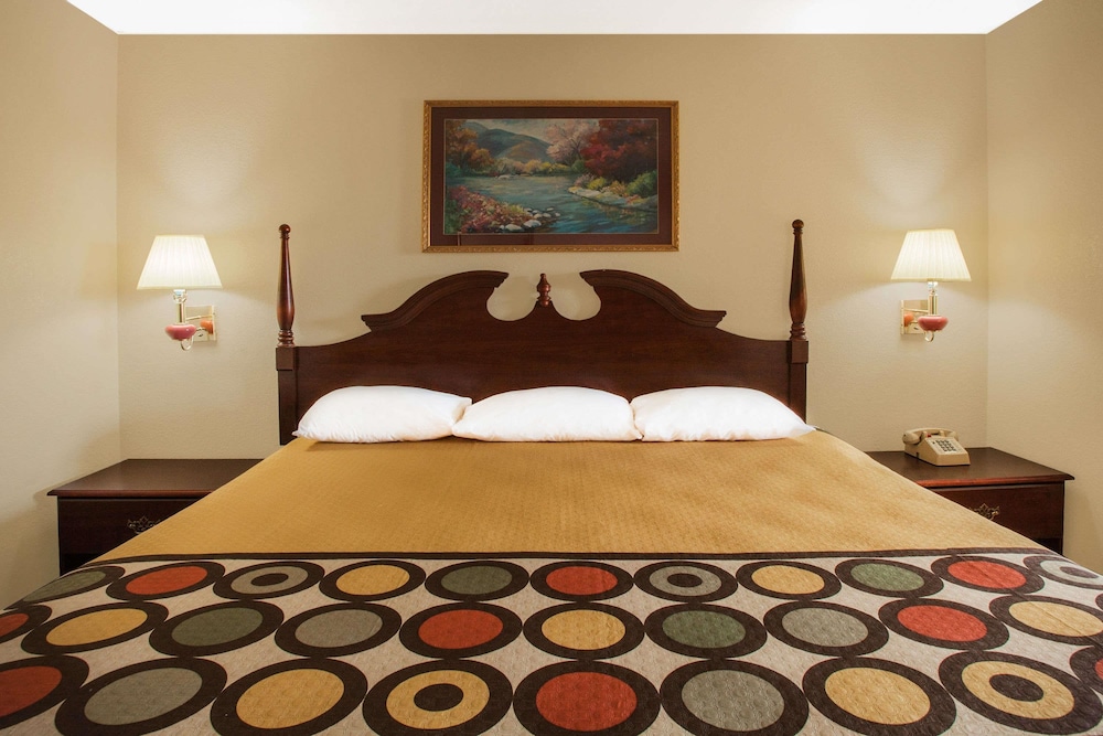 Room, Accessible photo 2
