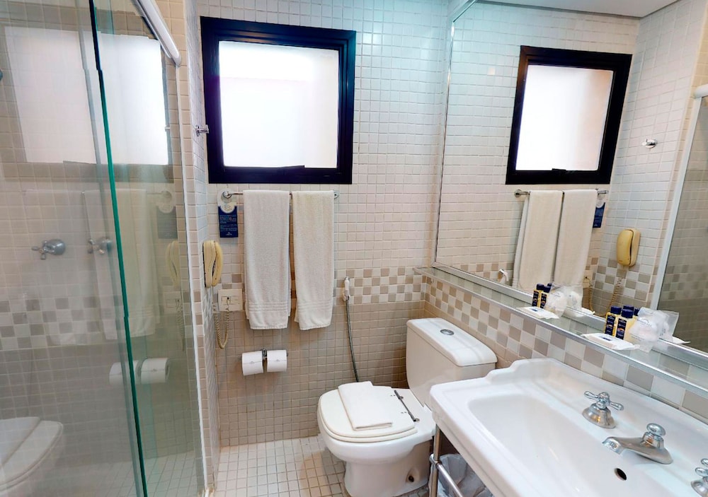 Premium Suite - Photo 2