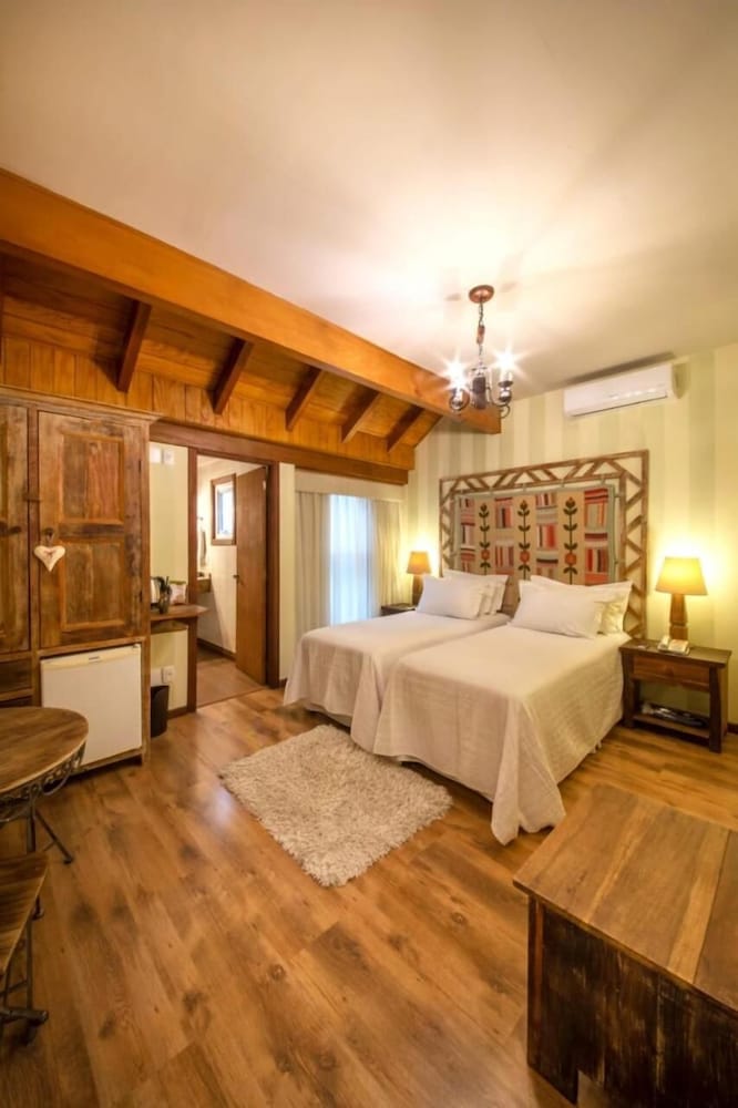 Deluxe Triple Room photo 2