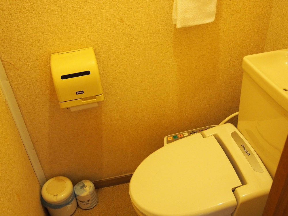 Japanese Style Room with Shared Bathroom photo 2