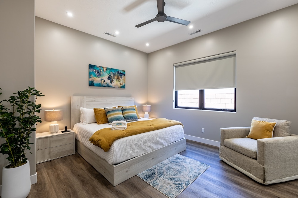 House, 2 Bedrooms