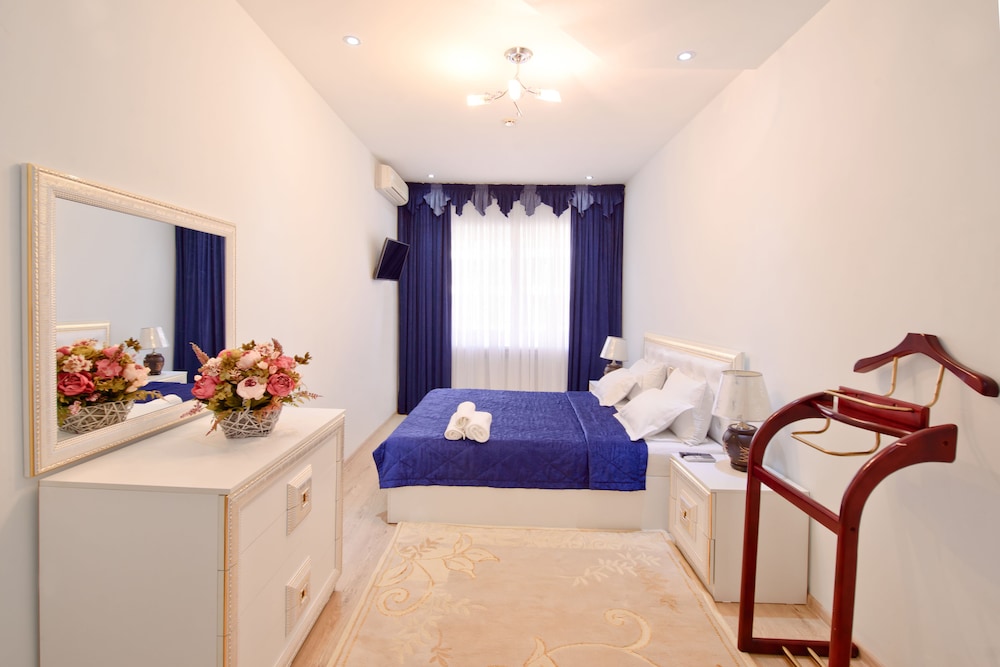 Suite, 1 Bedroom, Balcony photo 1