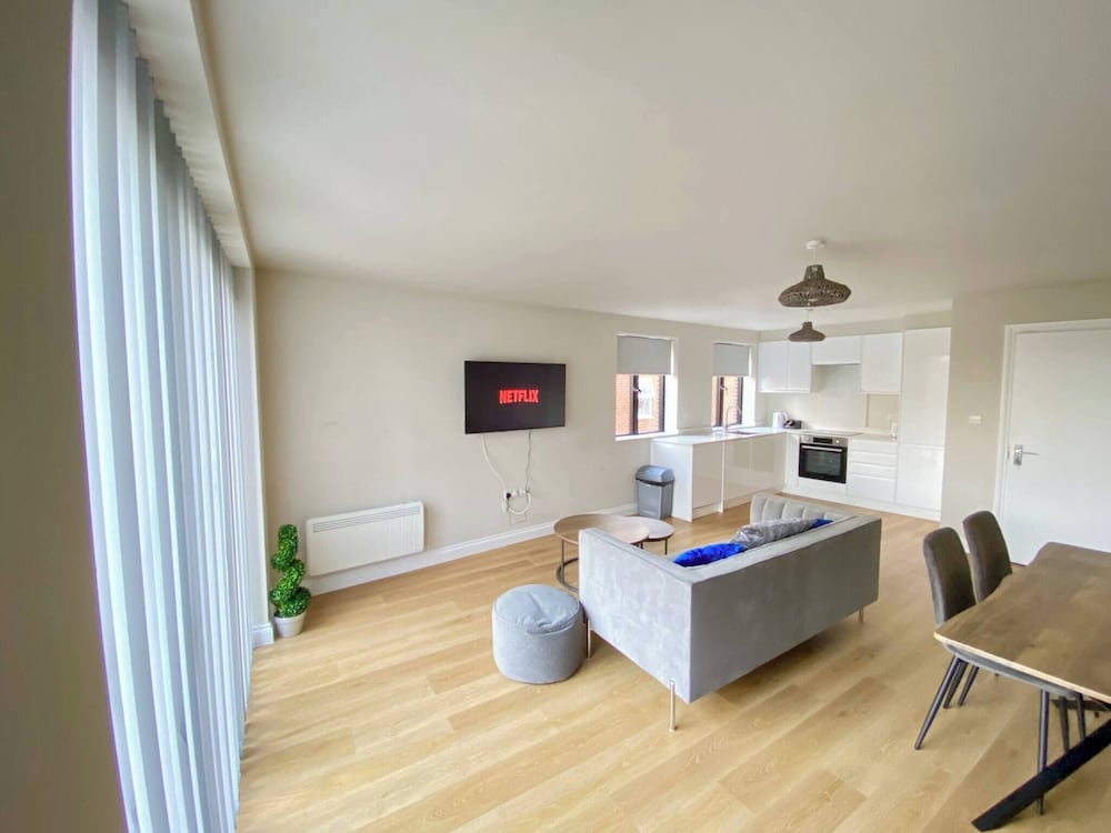 Apartment, 2 Bedrooms, Smoking, Balcony