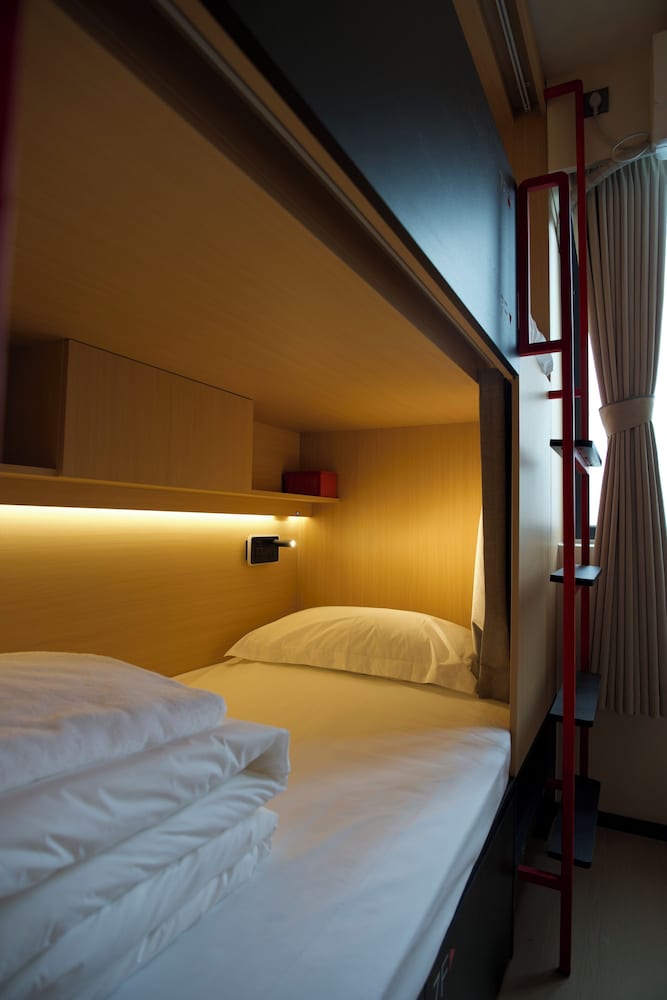 Senior Shared Dormitory, Women only