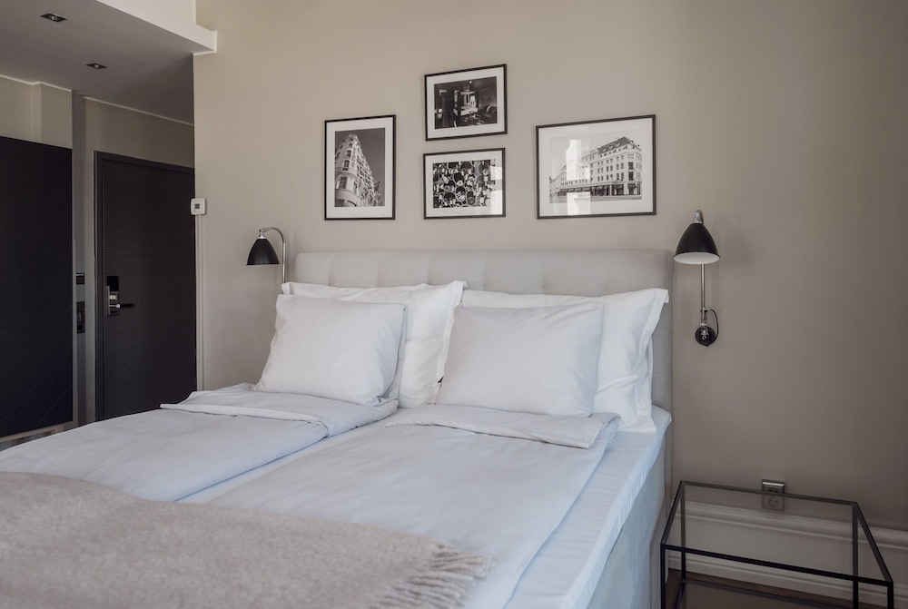 Premium Double Room, Harbor View - Photo 5