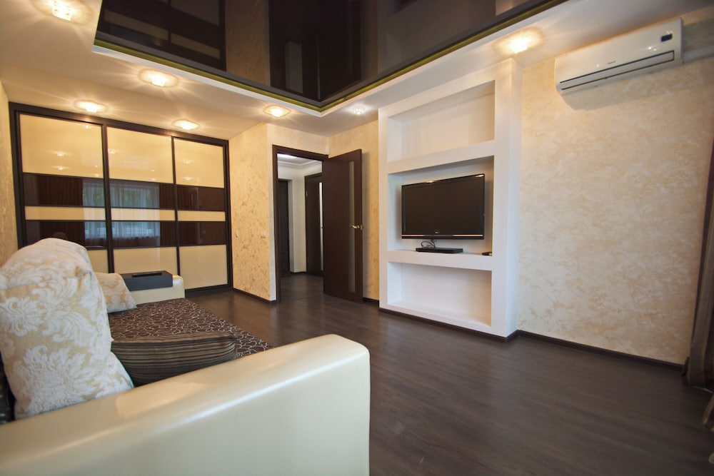 Basic Apartment, 1 Queen Bed, Kitchen (Pulihova, 37-4)
