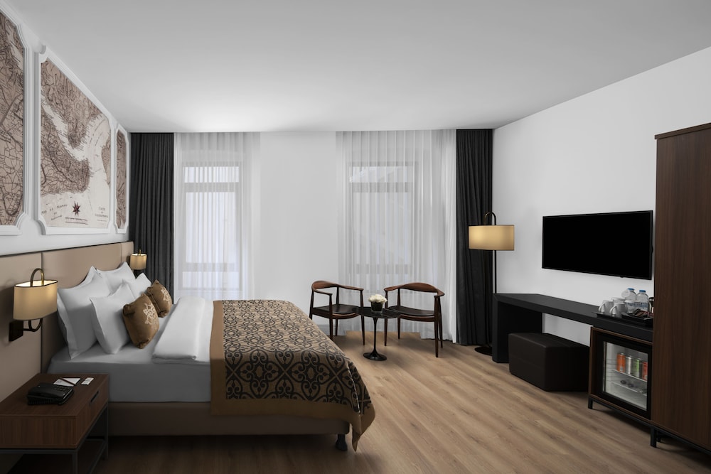 Deluxe Suite No View French photo 3