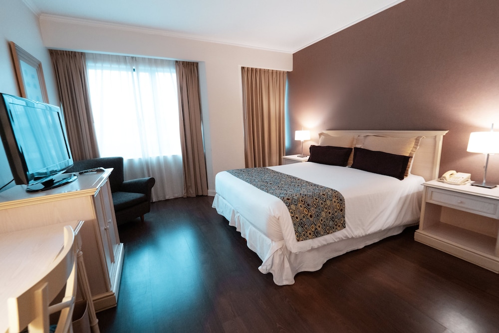Standard Room, 1 Queen Bed