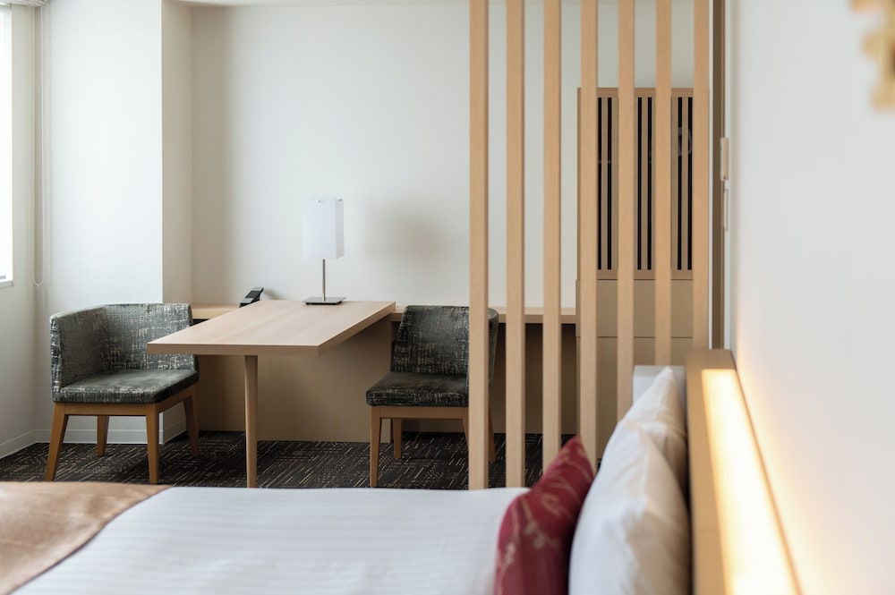 Deluxe Twin Room (for 1-2 people) photo 2