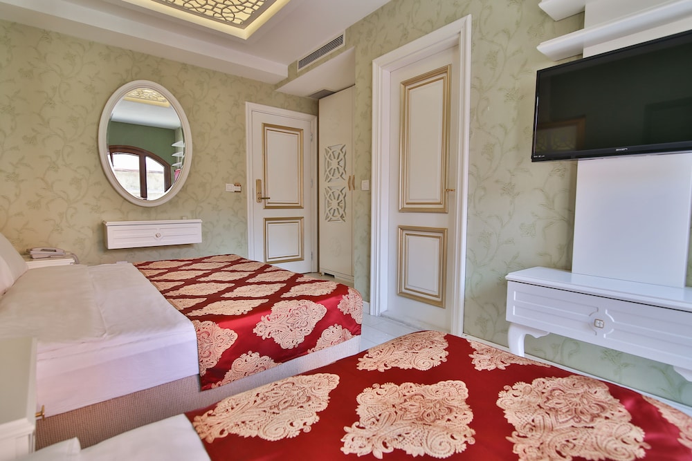Standard Triple Room photo 3