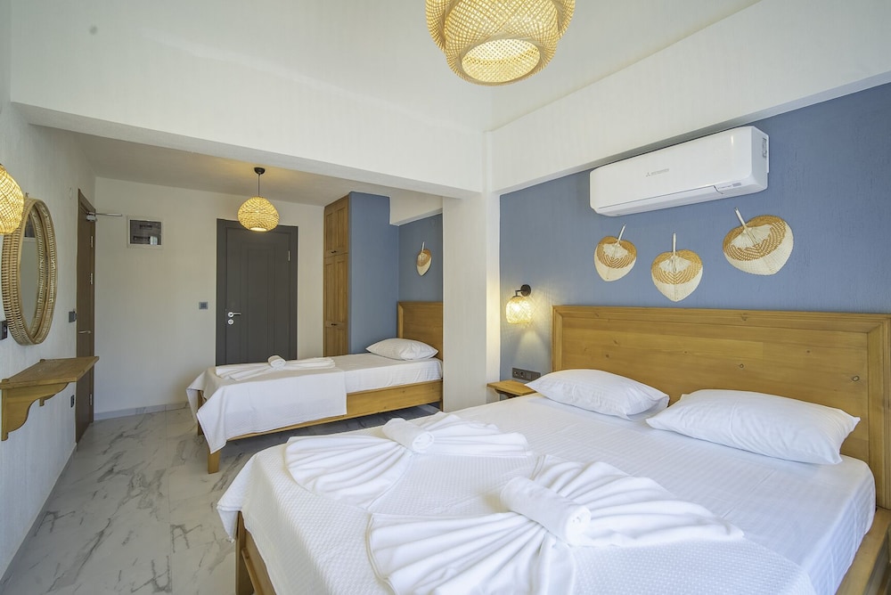 Standard Triple Room photo 1
