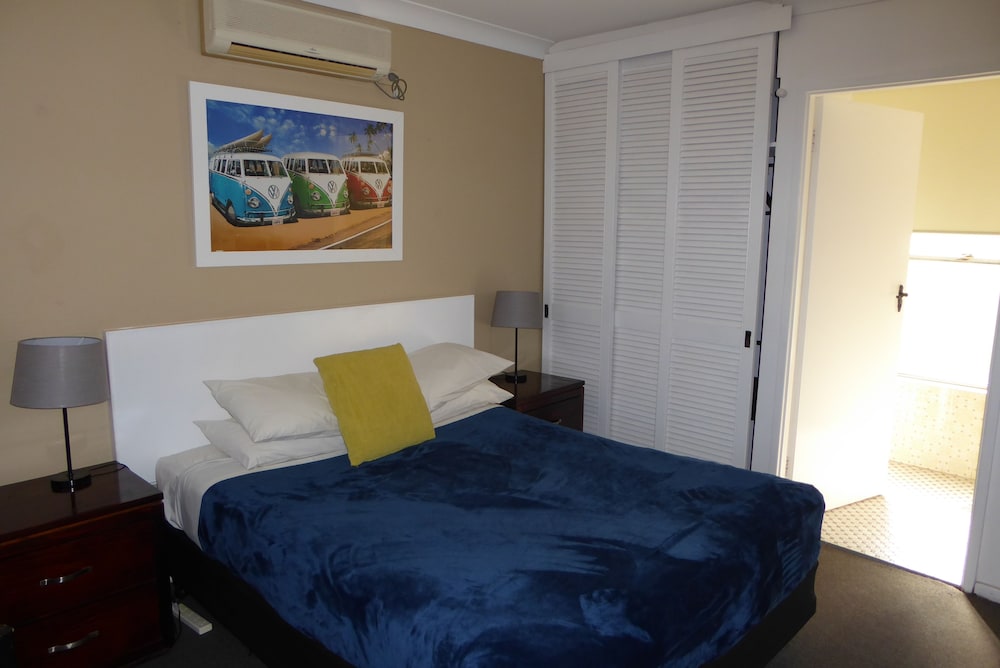 Standard Queen Room photo 1