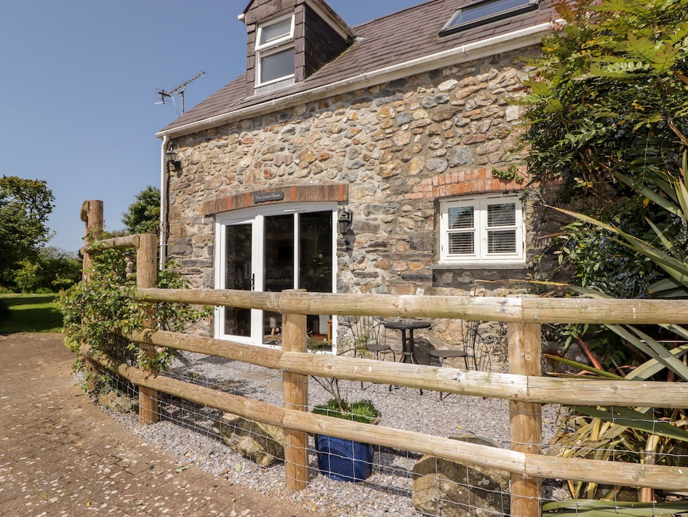 Cottage photo 2