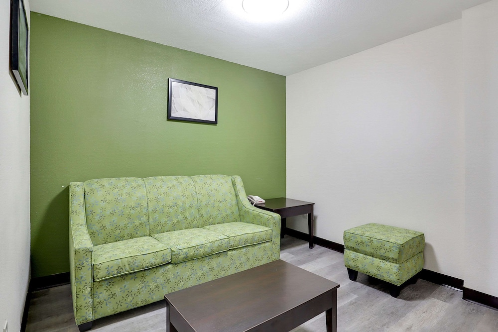 Suite, 1 King Bed with Sofa bed, Accessible, Non Smoking - Photo 3