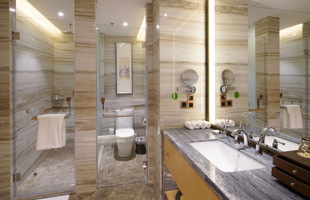 Superior King Room(Chinese Domestic Guests Only) photo 2