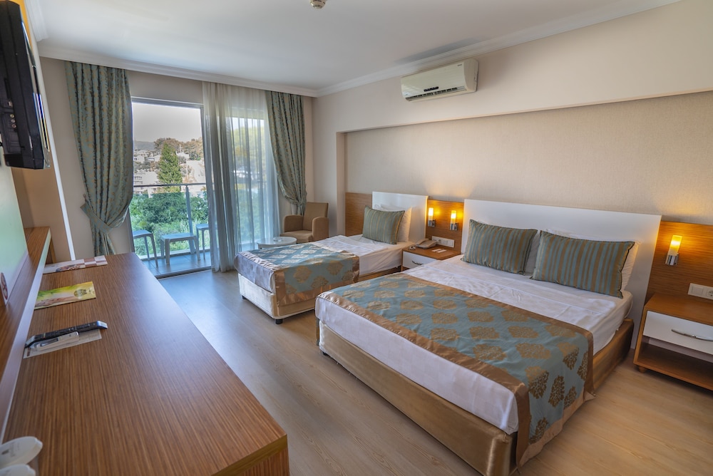 Standard Room, Sea View photo 3