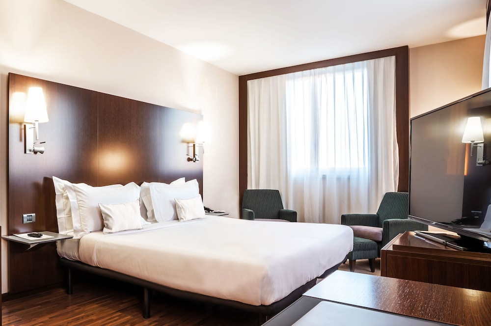 Superior Double or Twin Room - Photo 3