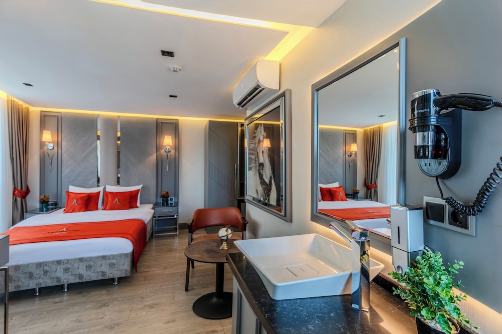 Exclusive Room