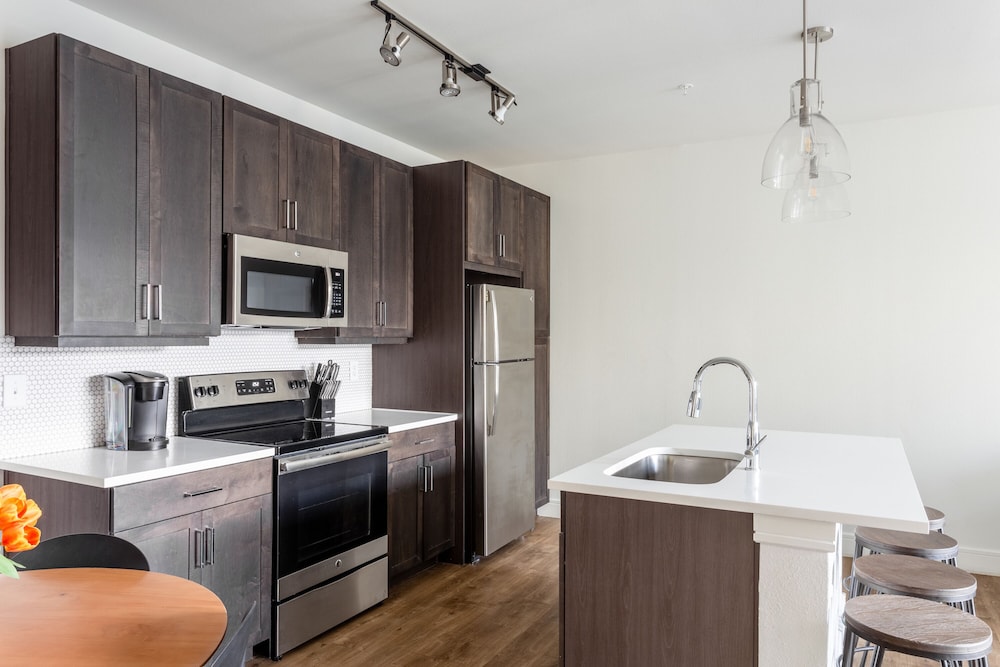 Signature Apartment, 1 King Bed With Sofa Bed, Non Smoking (Self Check-In With Virtual Front Desk)