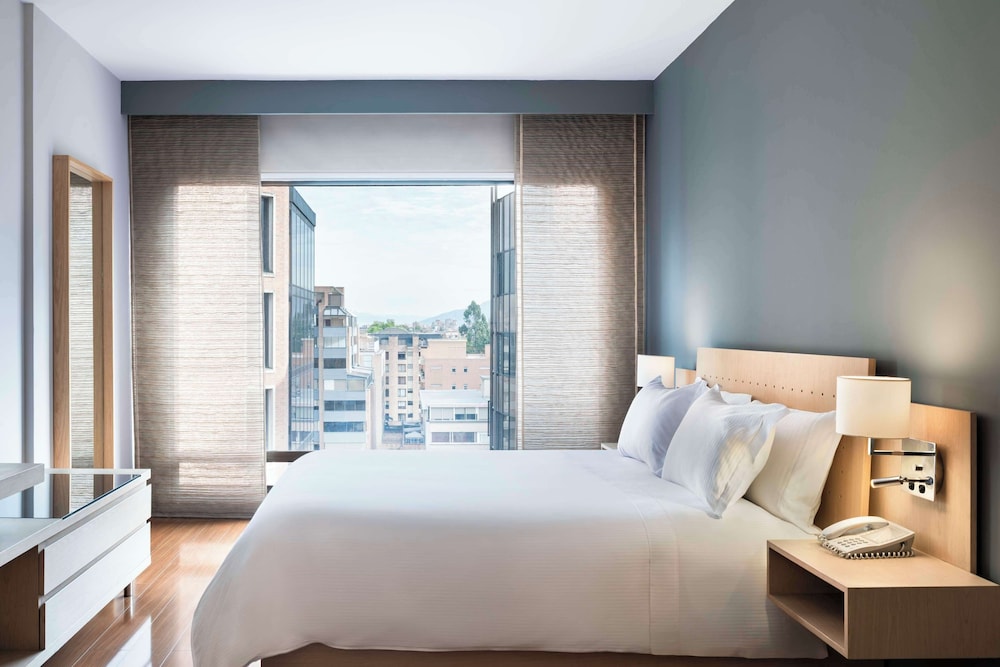 Standard Room, 1 Queen Bed