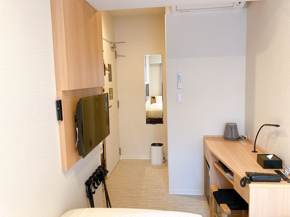Twin Room, Non Smoking photo 2