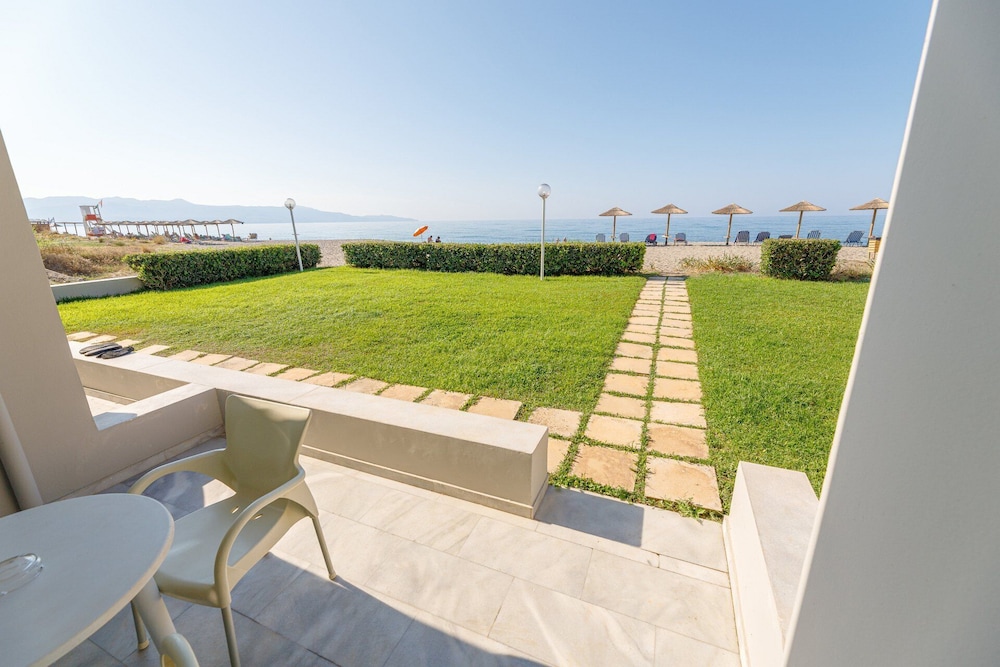 Studio, Beachfront - Photo 9
