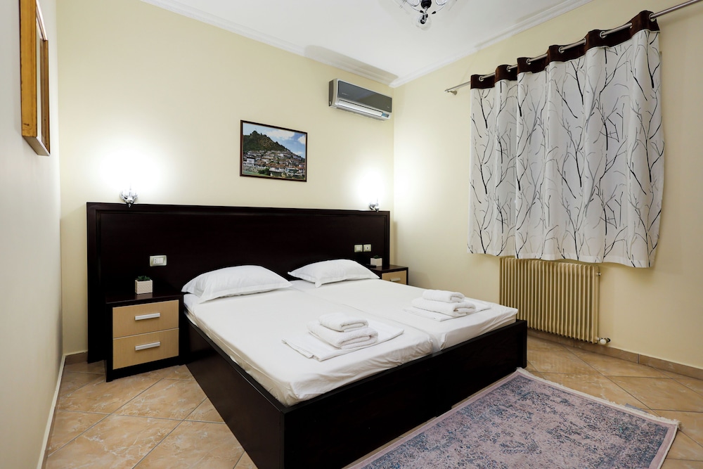 Deluxe Double Or Twin Room, 1 Double Or 2 Twin Beds, Balcony, Mountain View