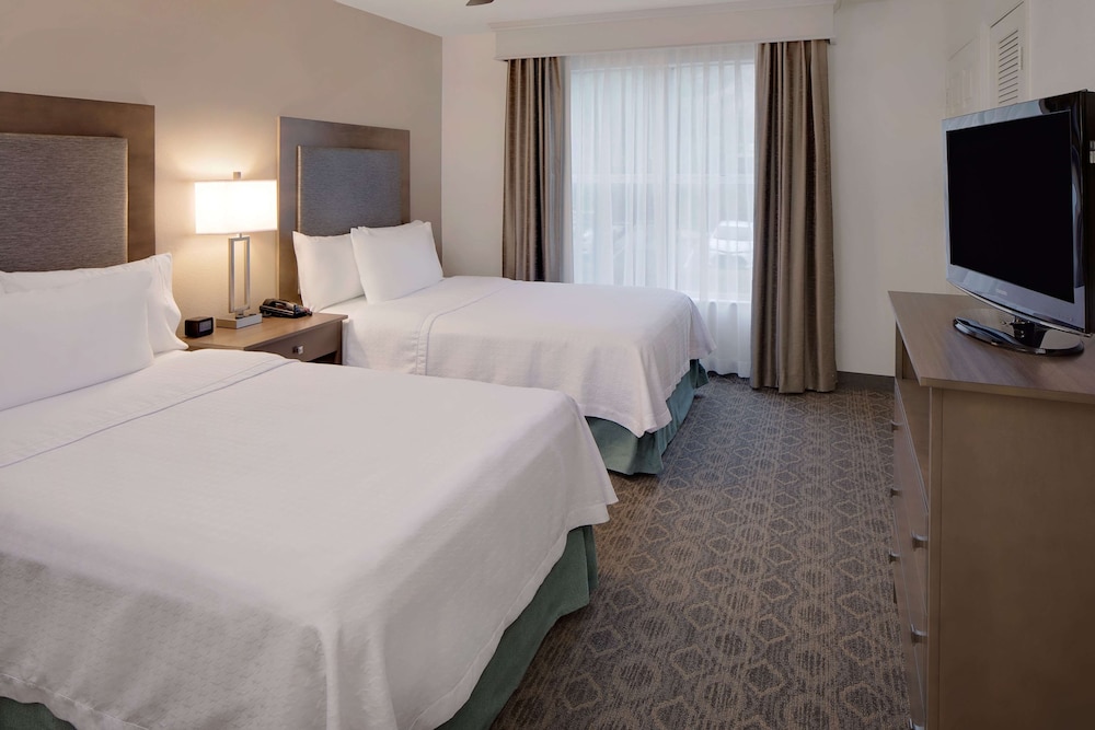 Suite, 2 Double Beds, Non Smoking - Photo 1
