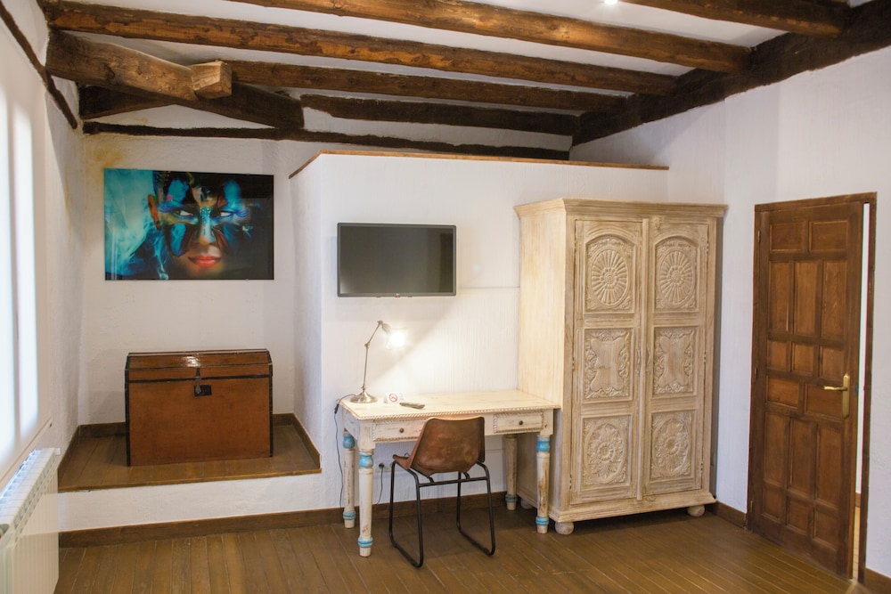 Deluxe Studio photo 3